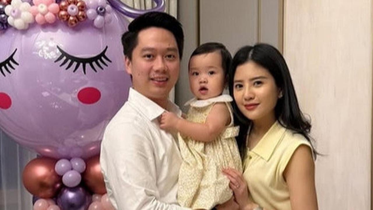 Potret Ultah Avery Anak Valencia Tanoe & Kevin Sanjaya, Digelar Sederhana Berbagi dengan Anak Yatim