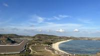 Keindahan Sirkuit Mandalika, Lombok, Nusa Tenggara Barat, dari Bukit Seger. (Bola.com/Iqry Widya)