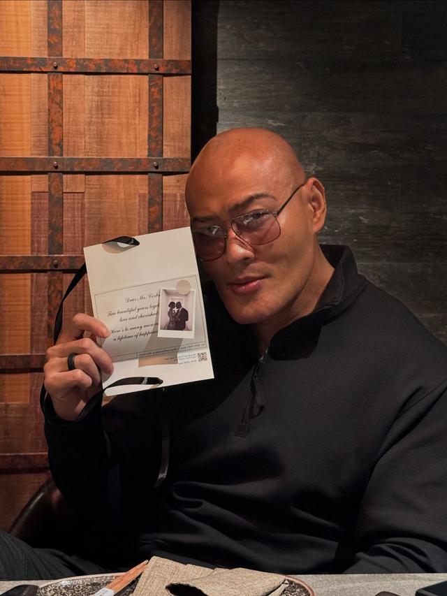 6 Potret Sabrina Chairunnisa dan Deddy Corbuzier Rayakan Dua Tahun Pernikahan