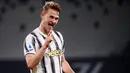 Matthijs De Ligt - Bek muda berusia 22 tahun ini menjadi pemain dengan gaji tertinggi di Serie A Italia. Benteng kokoh yang dikontrak Bianconeri sampai tahun 2024 itu menerima bayaran 250 ribu pounds per pekan. (Foto:AFP/Marco Bertorello)