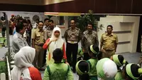 Bertempat di Taman Mini Indonesia Indah (TMII), 300 pelajar kelas 4,5,6 SD dari 30 sekolah ikut berpartisipasi.