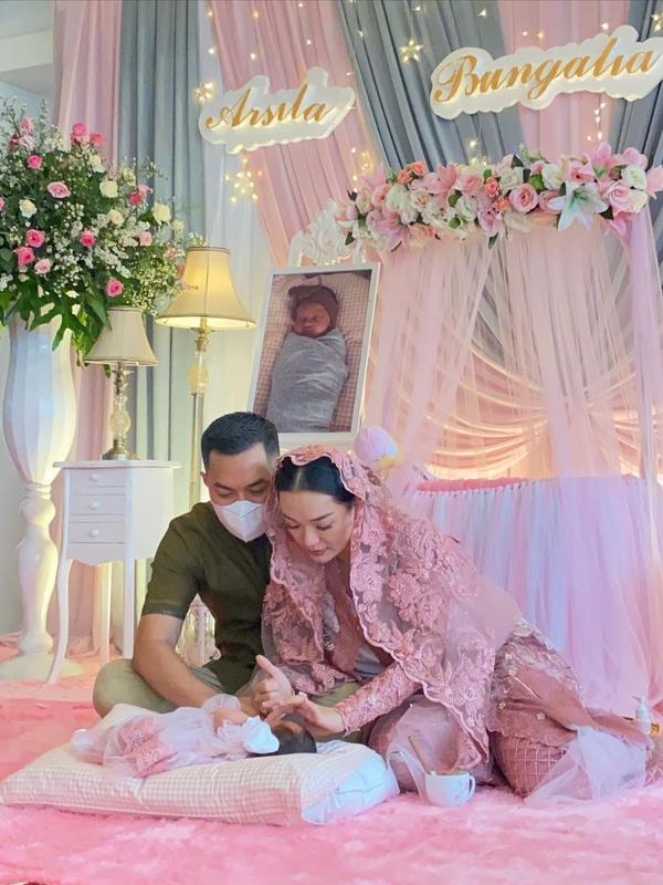 Akikah Baby Arsila Anak Zaskia Gotik (Sumber: Instagram/drgdevya)