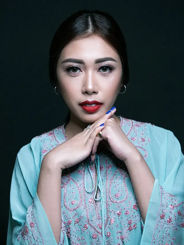 Natural Glam Makeup Look (Pink Red) - Picci Ramlan for FIMELA.com