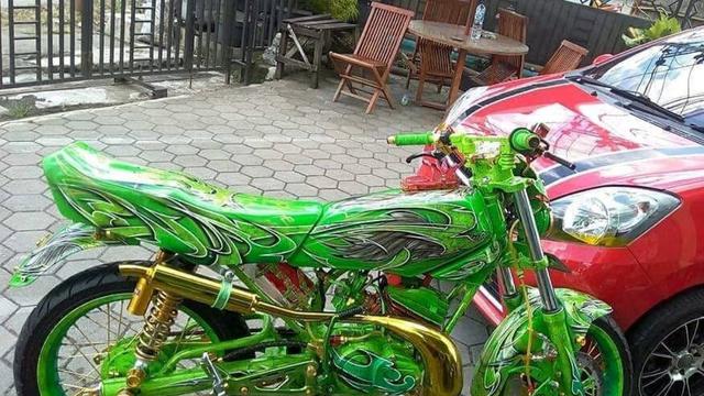 15 Potret Modifikasi RX King, dari Yang Simple sampai Hedon!