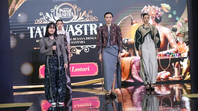 5 Finalis Tata Wastra 2025 Sulap Batik Mega Mendung hingga Kawung Jadi Fashion Harian yang Anggun