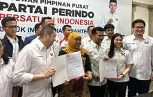 Khofifah Borong Dukungan Parpol Besar di Pilgub Jatim, Termasuk PDIP?