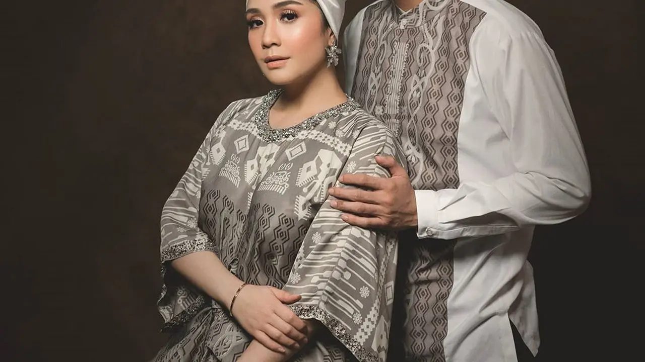 Raffi Ahmad dan Nagita Slavina. (Foto: Rio Motret dari Instagram @raffinagita1717)