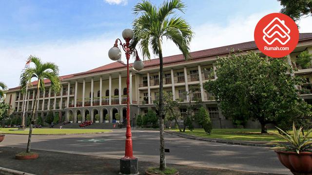 Daftar Perguruan Tinggi Unggulan