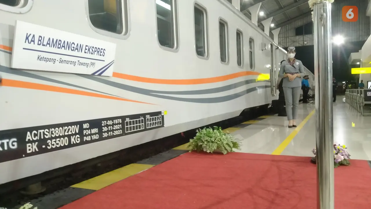 Ilustrasi pemberangkatan Kereta Api di Stasiun Jember (Hermawan Arifianto/Liputan6.com))