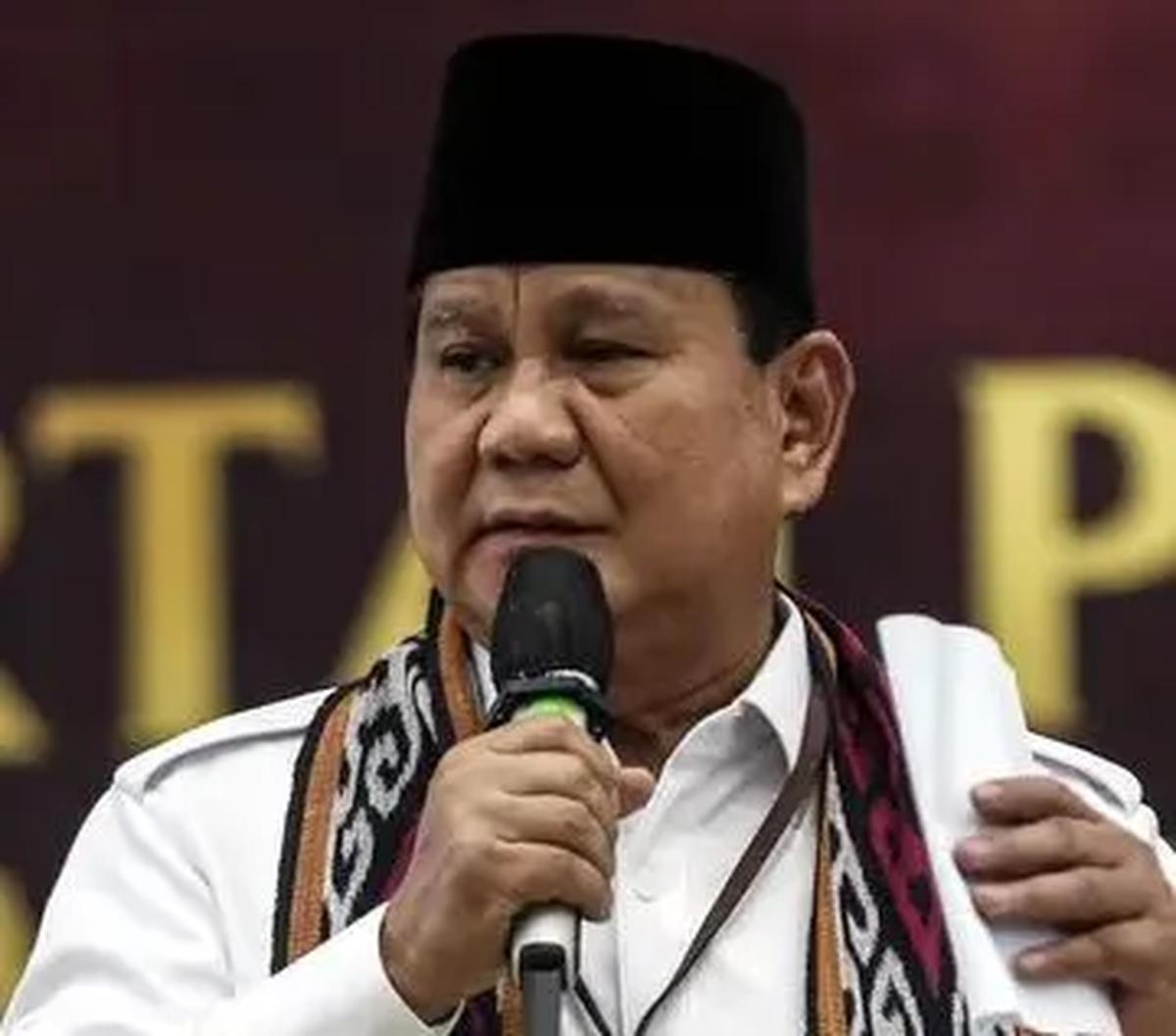 "Kalau perusahaannya bangkrut, tidak bisa bayar gaji sekian ratus karyawan, ada yang sekian ribu, ada yang sekian puluh ribu," jelasnya.<br>