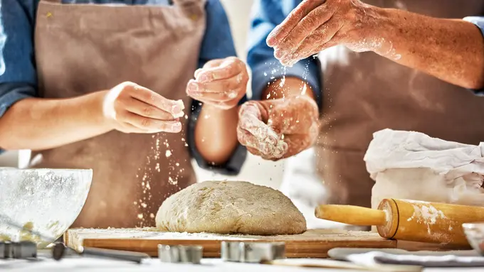 Mimpi yang Diwujudkan Bareng Pasangan, Ini Cerita Friska Rintis Loafiu Pastry and Bakery