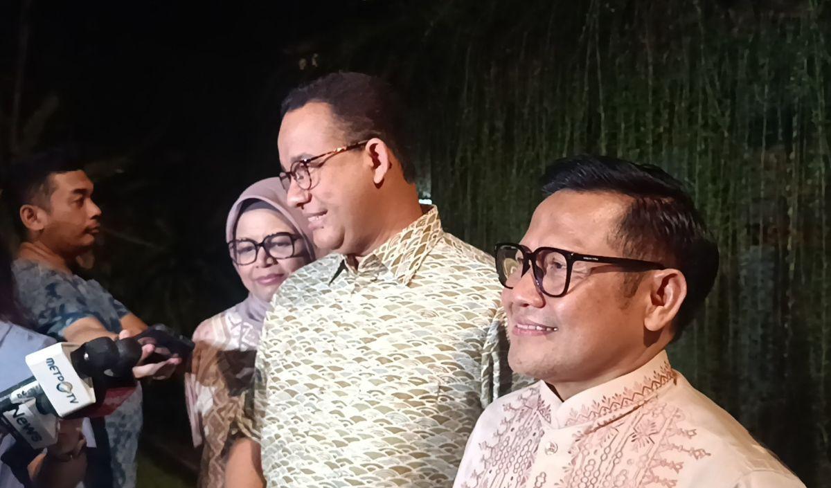 Cak Imin memboyong keluarga mengunjungi Anies untuk halalbihalal. Kunjungan itu baru dilakukan setelah Anies dan Cak Imin berlebaran di kampung halaman masing-masing.