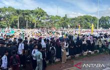 Fakta Menarik: Ribuan Santri Meriahkan Hari Santri Nasional Cianjur 2025, Jalur Protokol Ditutup Sementara!