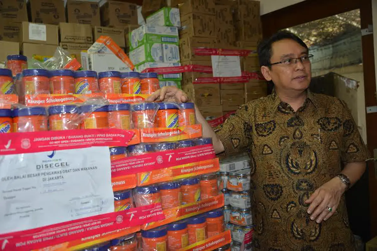 BPOM Gerebek Distributor Makanan Ilegal di Jakarta Utara