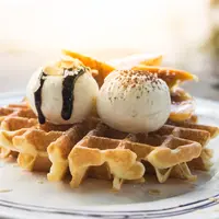 Waffle./Copyright&nbsp;shutterstock.com/g/noppawan09