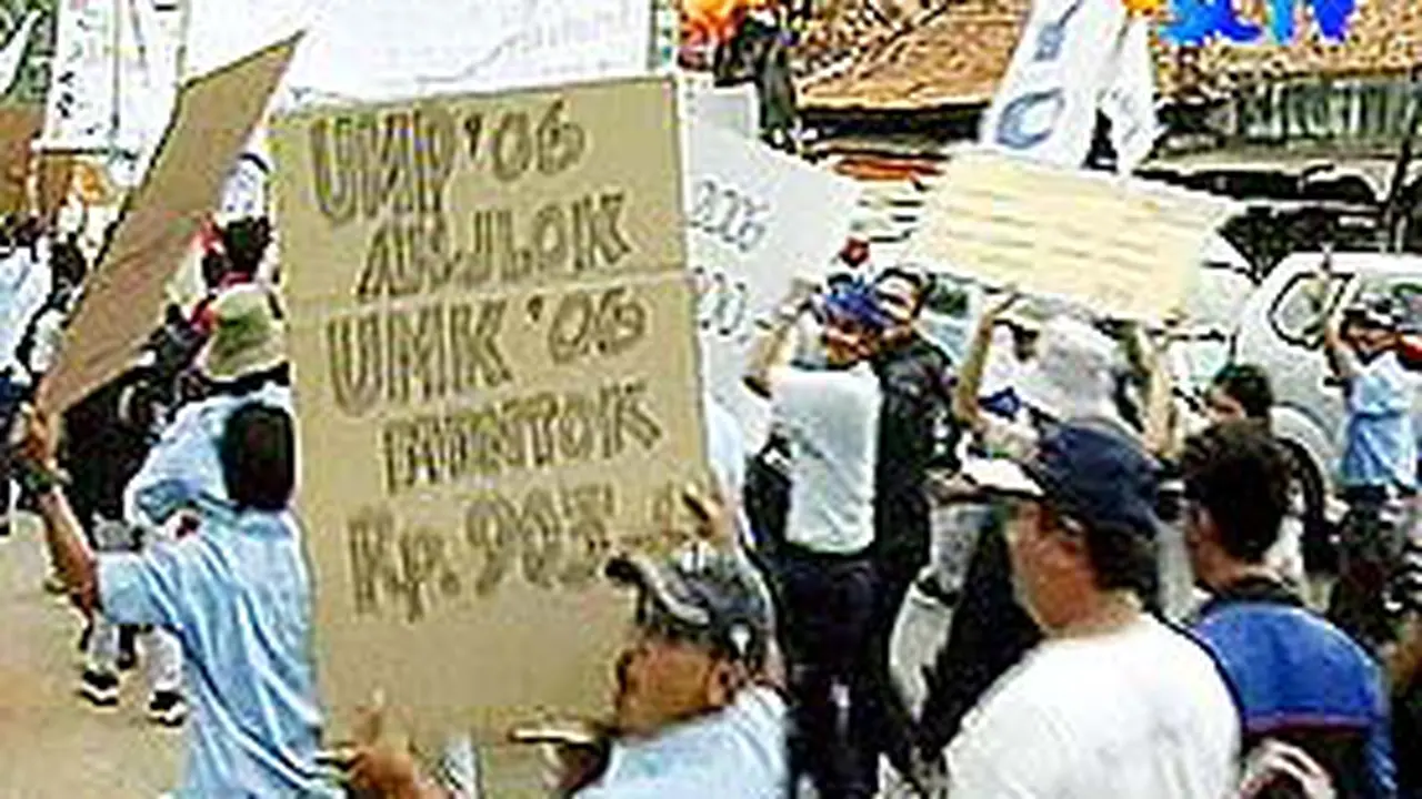 011205bumpburuh2.jpg