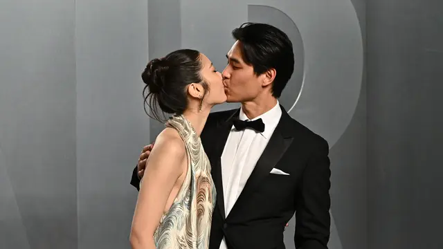 Ejae Kpop Demon Hunters Pamer Ciuman Mesra dan Cincin Tunangannya di Oscar After-party 2026