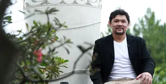 Sebagai artis yang telah lama berkecimpung didunia hiburan, banyak peran-peran yang pernah ia lakoni. Derry Drajat kembali menyapa permirsa layar kaca SCTV dalan serial terbarunya, Elif Indonesia. (Deki Prayoga/Bintang.com)