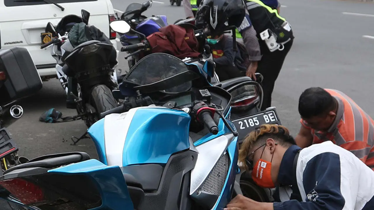 Razia Motor Berknalpot Bising, Pengendara Diwajibkan Ganti Knalpot