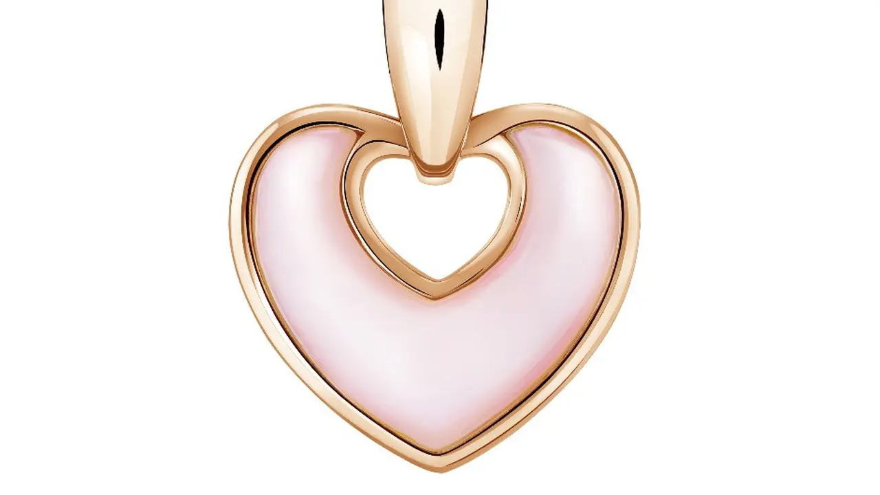 Perhiasan hadiah di Hari Valentine