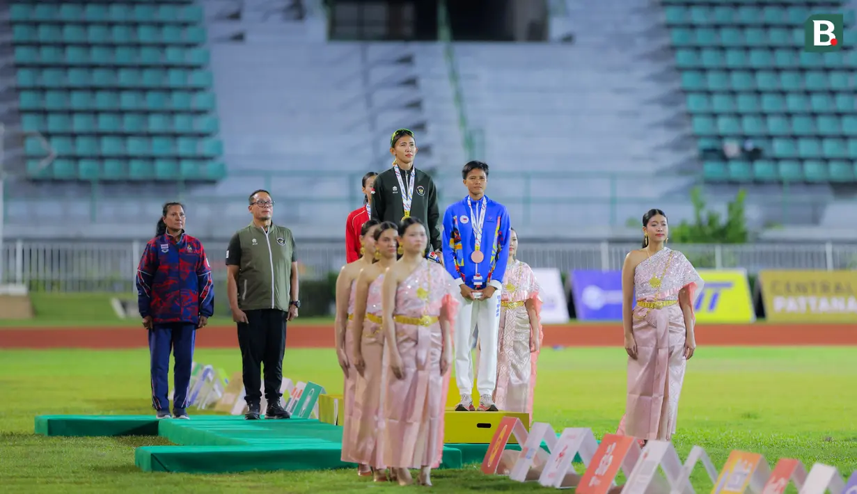 Keberhasilan ini semakin menegaskan kekuatan Indonesia di cabang atletik multievent sekaligus menambah kepercayaan diri kontingen Merah Putih dalam perburuan medali di SEA Games 2025. (Bola.com/Bagaskara Lazuardi)