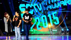 Vokalis Wali Fa’ank (tengah)  saat melakukan gladi resik untuk acara  SCTV Music Awards 2015, Jakarta, Rabu (6/5/2015). Sejumlah musisi dan aktris tanah air dipastikan akan memeriahkan acara tersebut.  ( Liputan6.com/Faisal R Syam)