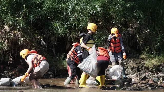 1,35 Ton Sampah Sungai Ciliwung Terkumpul dalam Sejam, Bagaimana Nasib Target Zero Waste 2030?