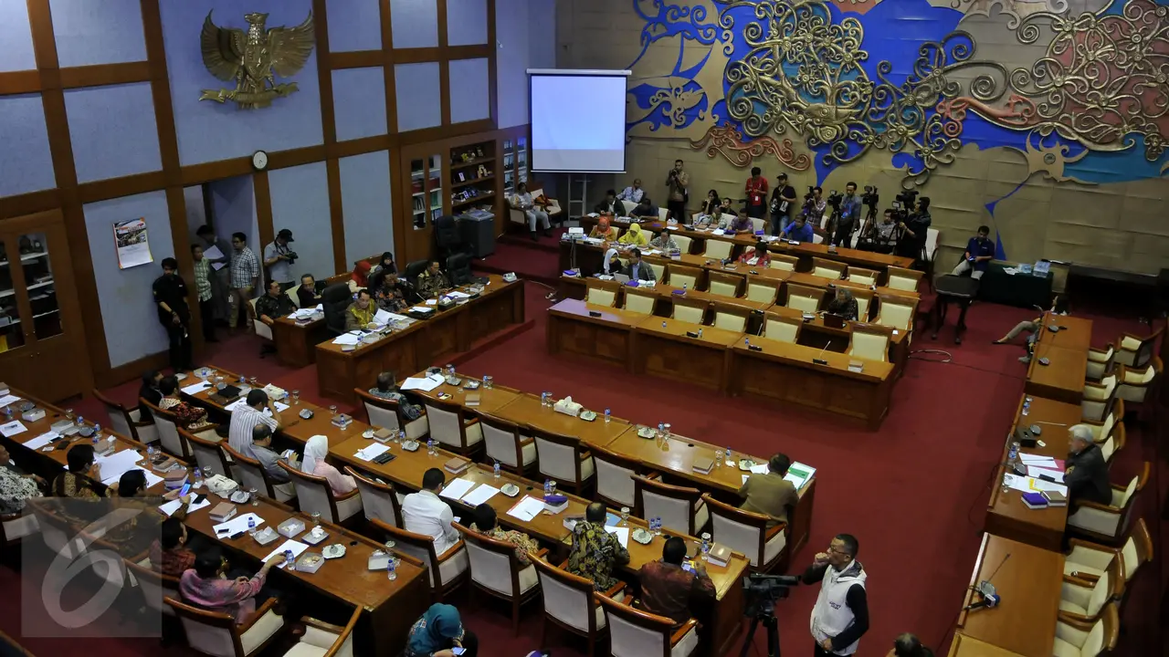 20160210- Mayoritas Fraksi DPR Setuju Revisi UU KPK-Jakarta-Johan Tallo