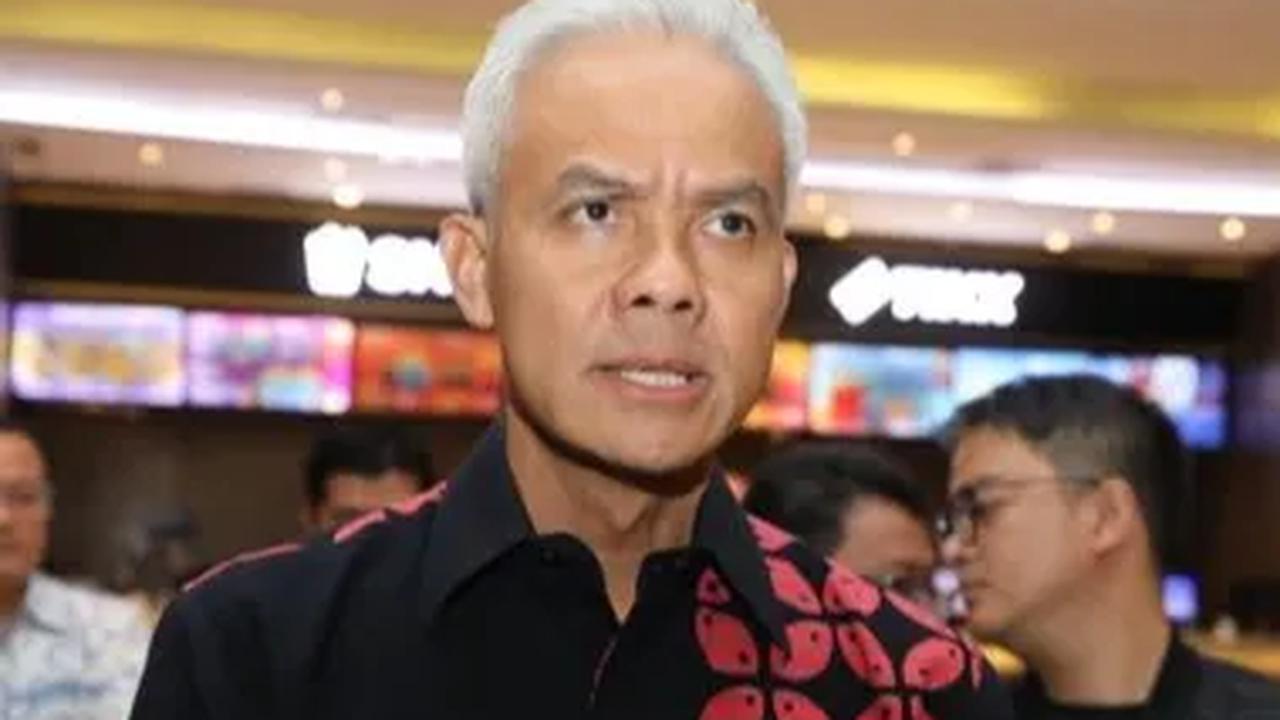 "Kalau sekolah negeri saya pastikan beres besok pagi," lanjutnya.