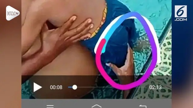 Wanita yang berasal dari Perak, Malaysia itu mengunggah video yang menunjukkan menunjukkan detik-detik tangan misterius muncul di sebuah kolam renang.