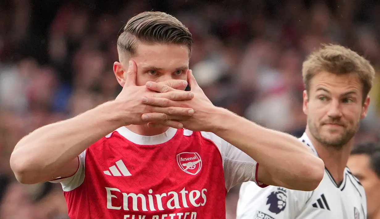 Viktor Gyokeres terus menunjukkan ketajamannya bersama Arsenal. Tanpa banyak sorotan, striker asal Swedia itu kini sudah mengoleksi 20 gol di semua kompetisi pada musim debutnya. (AP Photo/Kin Cheung)