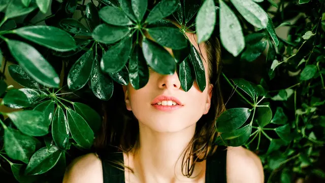 Ilustrasi Relationship Female