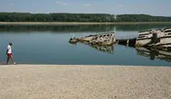 Panas Ekstrem, Puluhan Kapal Perang Dunia II Muncul di Sungai Danube