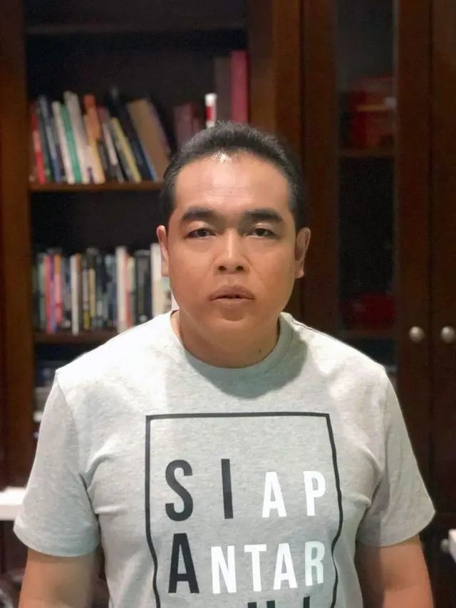 Potret terbaru Adam Suseno tanpa kumis