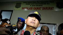 Kapolda Metro Jaya Inspektur Jenderal Unggung Cahyono saat tiba di Rumah Sakit Polri Kramat Jati, Jakarta Timur, Rabu (8/4/2015). Kedatangan Unggung untuk menengok empat korban ledakan yang terjadi di Tanah Abang.(Liputan6.com/Yoppy Renato)