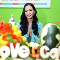 Kanker masih menjadi salah satu penyakit mematikan. Bahkan, pada tahun ini ada beberapa artis yang meninggal akibat kanker. Kanker payudara dan kanker rahim momok menakutkan bagi perempuan. (Nurwahyunan/Bintang.com)