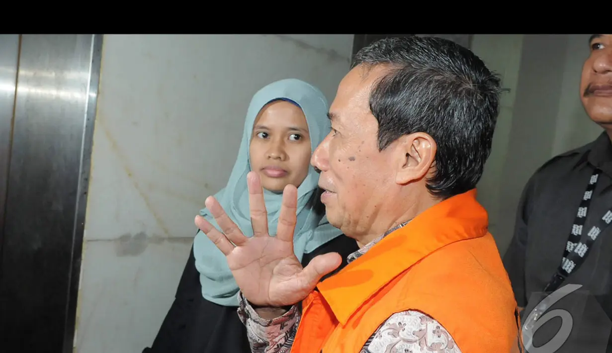 Tafsir Nurchamid enggan memberikan komentar terkait permohonan Jaksa yang meminta hakim menolak eksepsinya, Jakarta Selatan, Rabu (20/8/14) (Liputan6.com/Herman Zakharia)