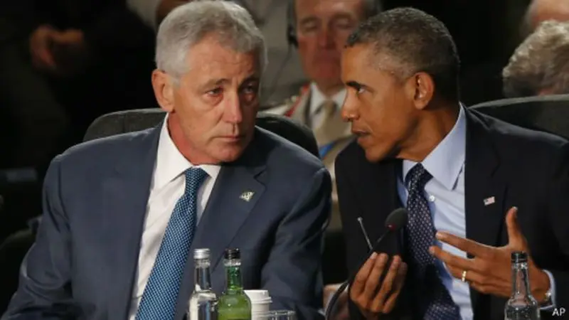 Menteri Pertahanan AS Chuck Hagel dan Presiden Obama. (BBC)