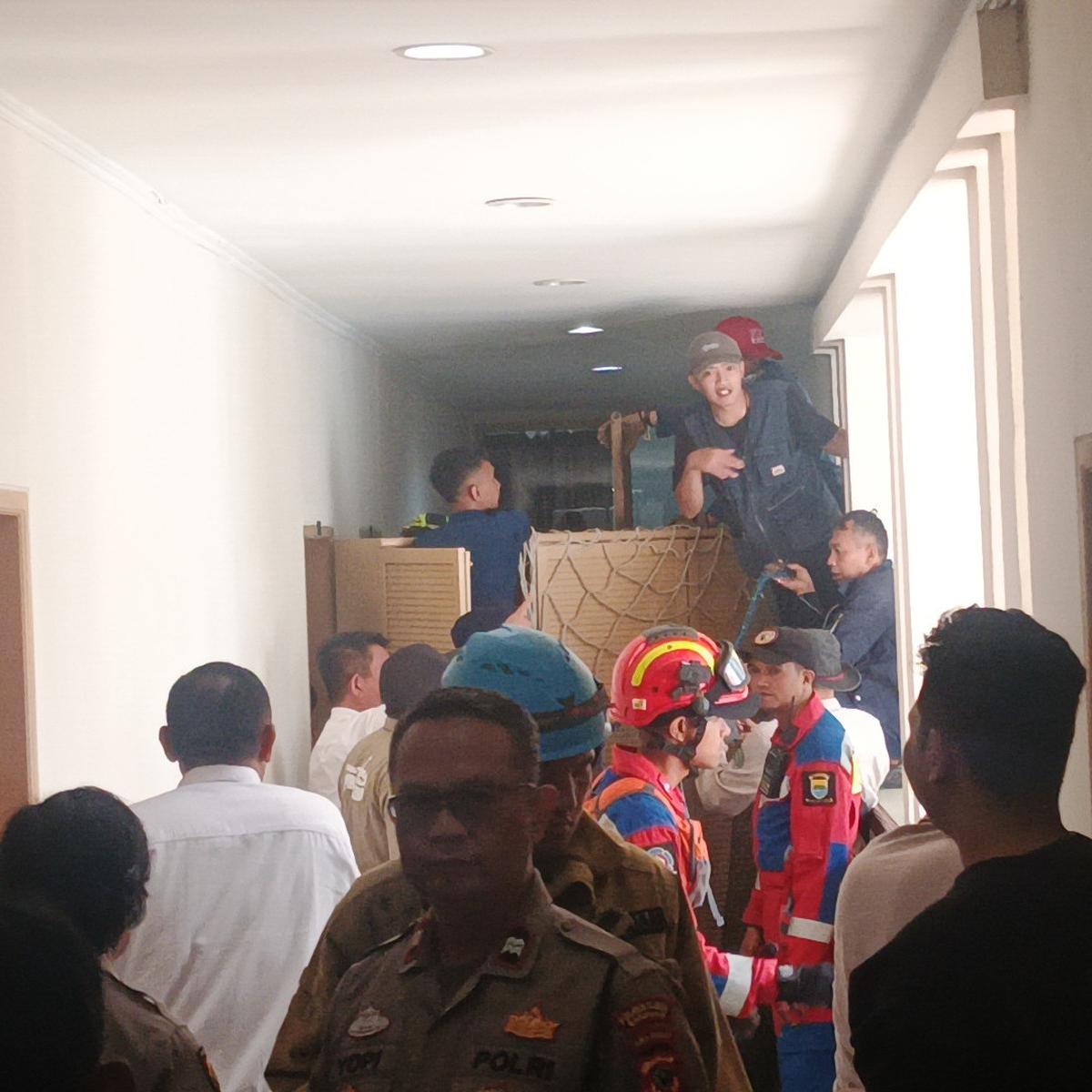 Proses Evakuasi Macan Tutul di Hotel Anugrah Bandung
