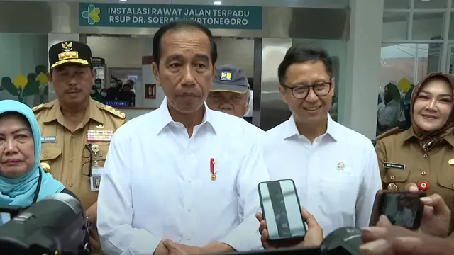 Jokowi bicara soal pemerintah yang bakal lengkapi peralatan kesehatan untuk tangani penyakit jantung, kanker dan stroke di beberapa provinsi. (Foto: Tangkapan Layar Youtube Sekretariat Presiden)