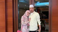 Kartika Putri dan Habib Usman bin Yahya. (Foto: Dok. Instagram @kartikaputriworld)