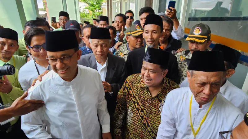 Irwan Setiawan, Ketua PKS Jatim membersamai kampanye Anies Baswedan di Jawa Timur. (Istimewa).