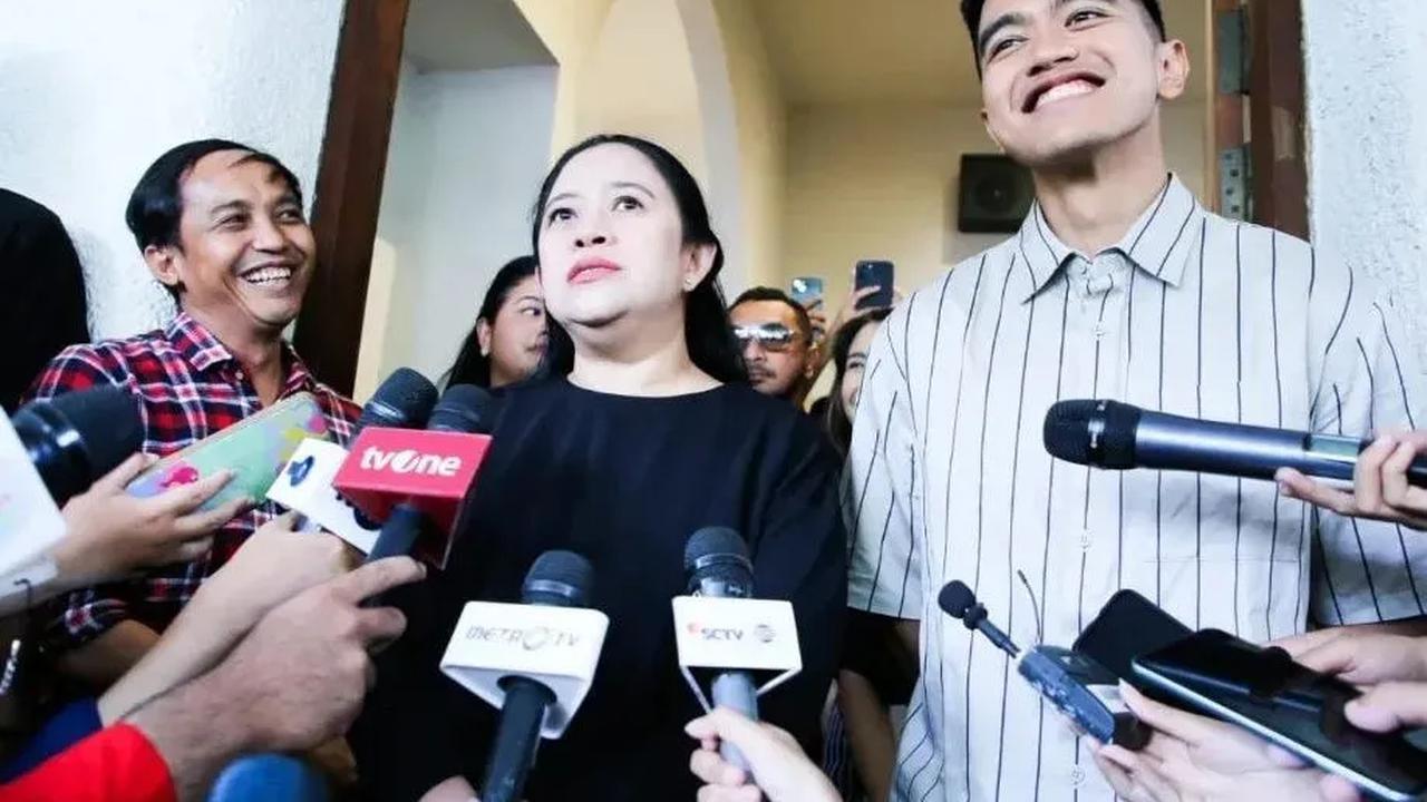 <br>Disinggung soal arah dukungan Jokowi, Puan meminta awak media bertanya kepada presiden langsung.&nbsp;