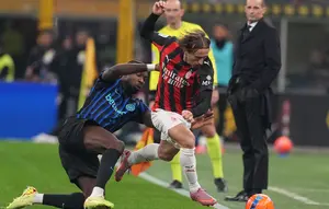 AC Milan vs Inter Milan: Riwayat Derby della Madonnina di Pramusim