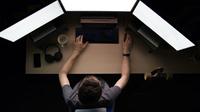 Ilustrasi belajar pemrograman dan coding. Max Duzij/Unsplash