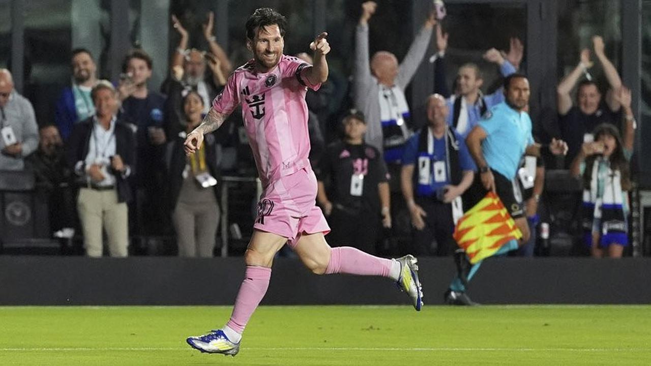 Minta Kaos dan Tanda Tangan Messi Usai Pertandingan, Wasit Ini Dijatuhi Sanksi Tegas