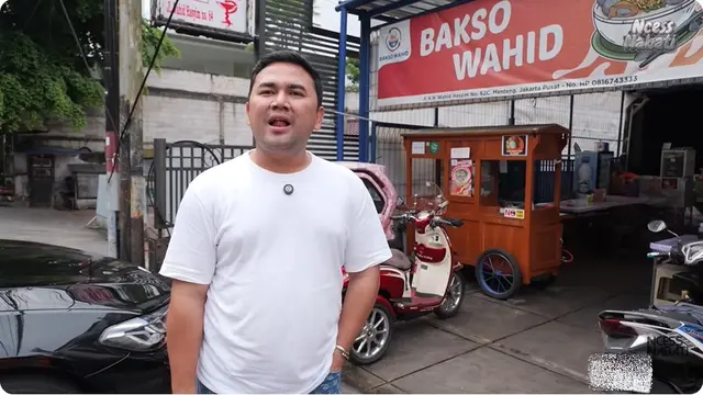 6 Potret Desain Warung Bakso Pengacara Elsie Lontoh, Ada Koleksi Hello Kitty dan Lego
