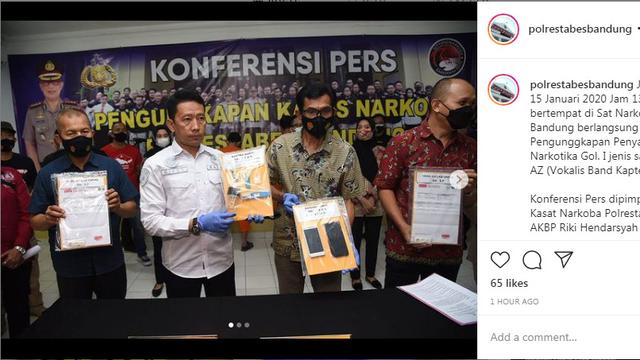 Ahmad Zacky Vokalis Band Kapten ditangkap Polisi atas kasus penyalahgunaan Nnarkoba