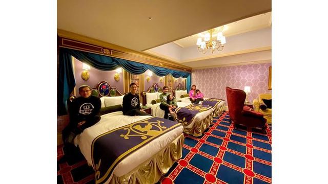 Menariknya, keluarga A6 mendapat kamar berkonsep Beauty and The Beast.