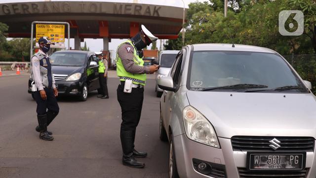 Exit Tol Merak Dijaga Ketat